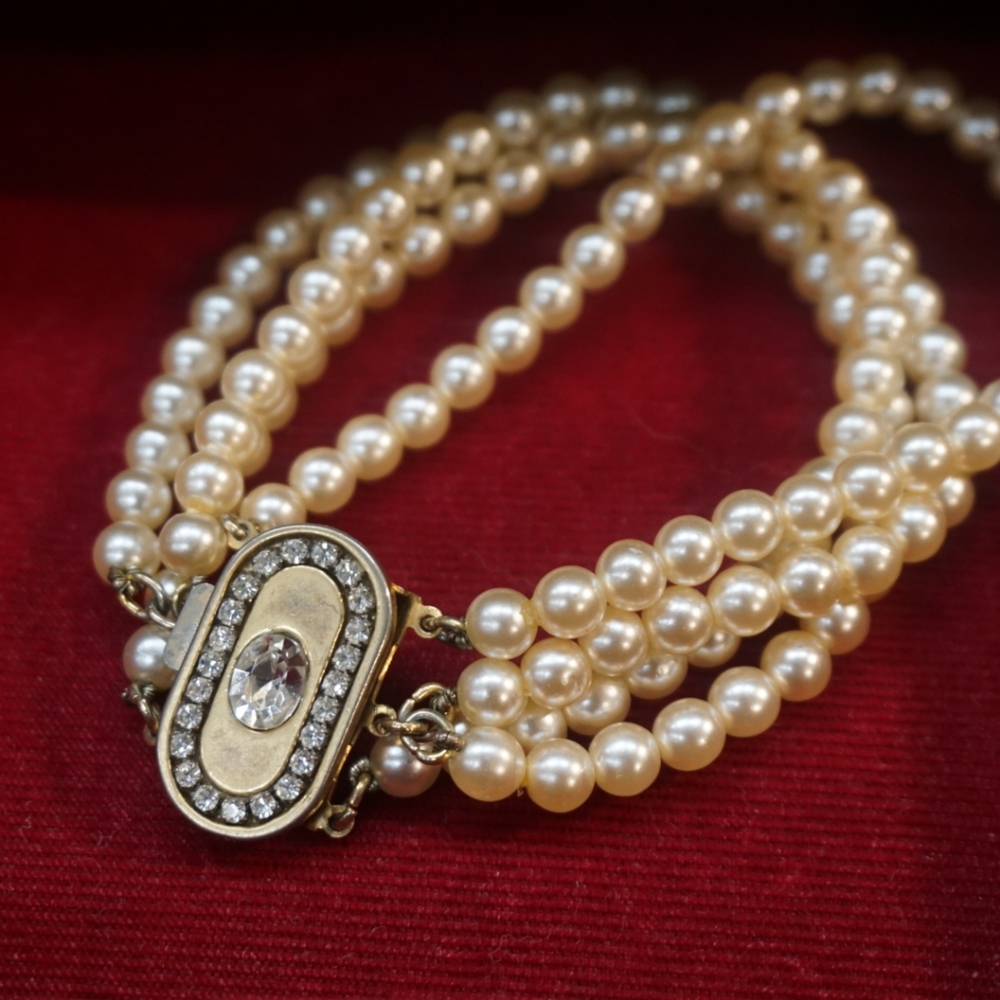 Art Deco Four Strand Faux Pearl Bracelet